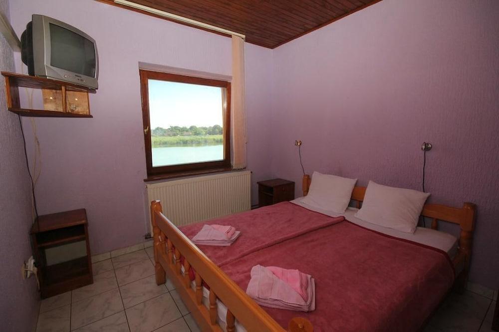 Guest House Vila Alexandar