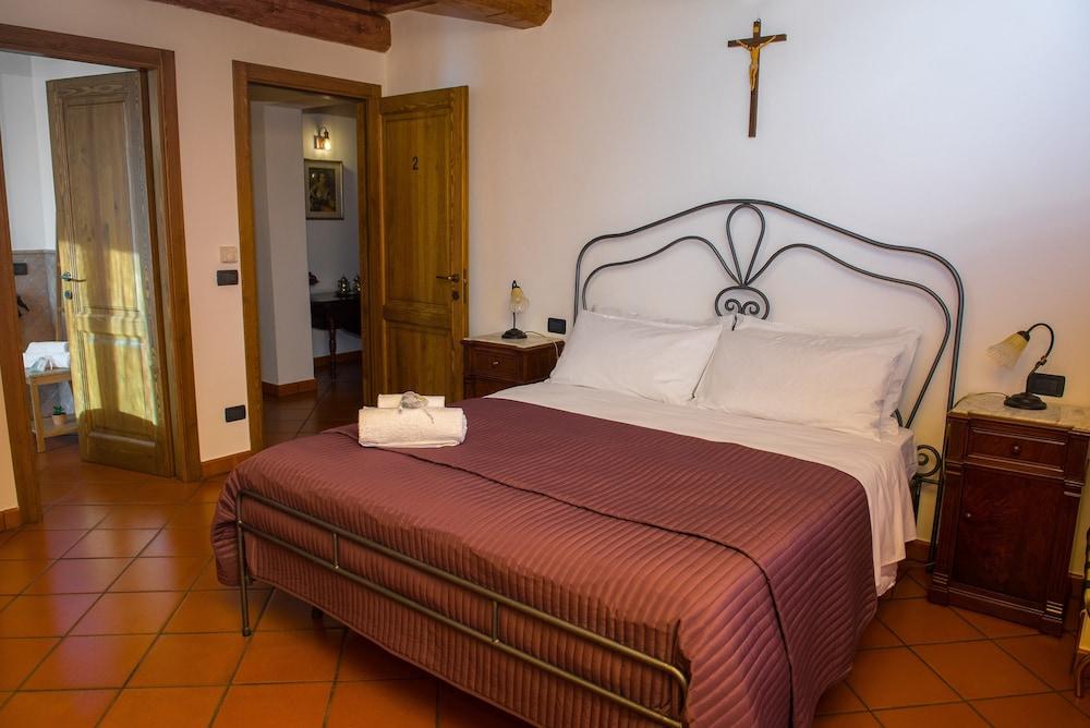 B&B I Pini Di Storaco