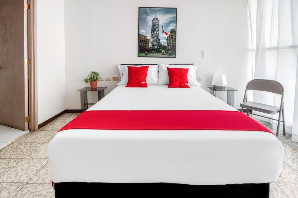 OYO Hotel Del Llanito, Aguascalientes