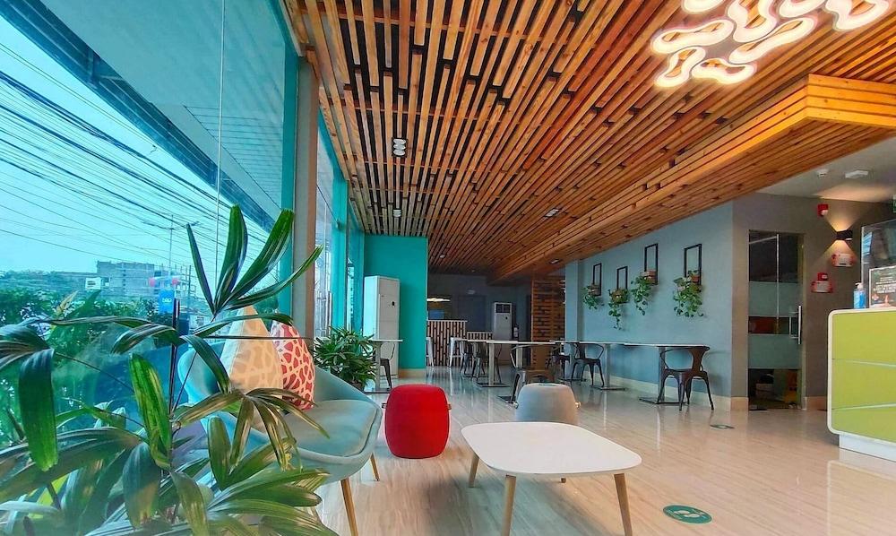 Felicity Island Hotel