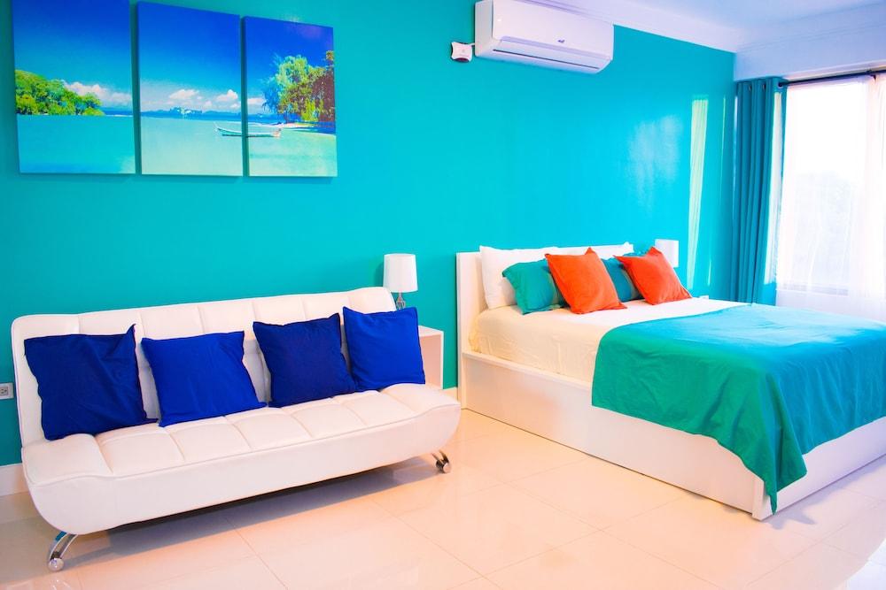 20 South Kingston Luxury Apartment