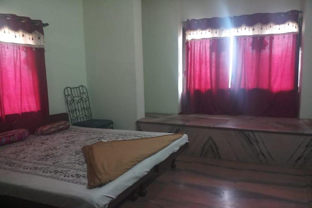 Heritage Golden Castle