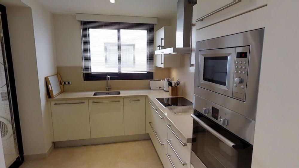 Luxurious Apartment With Spa Area