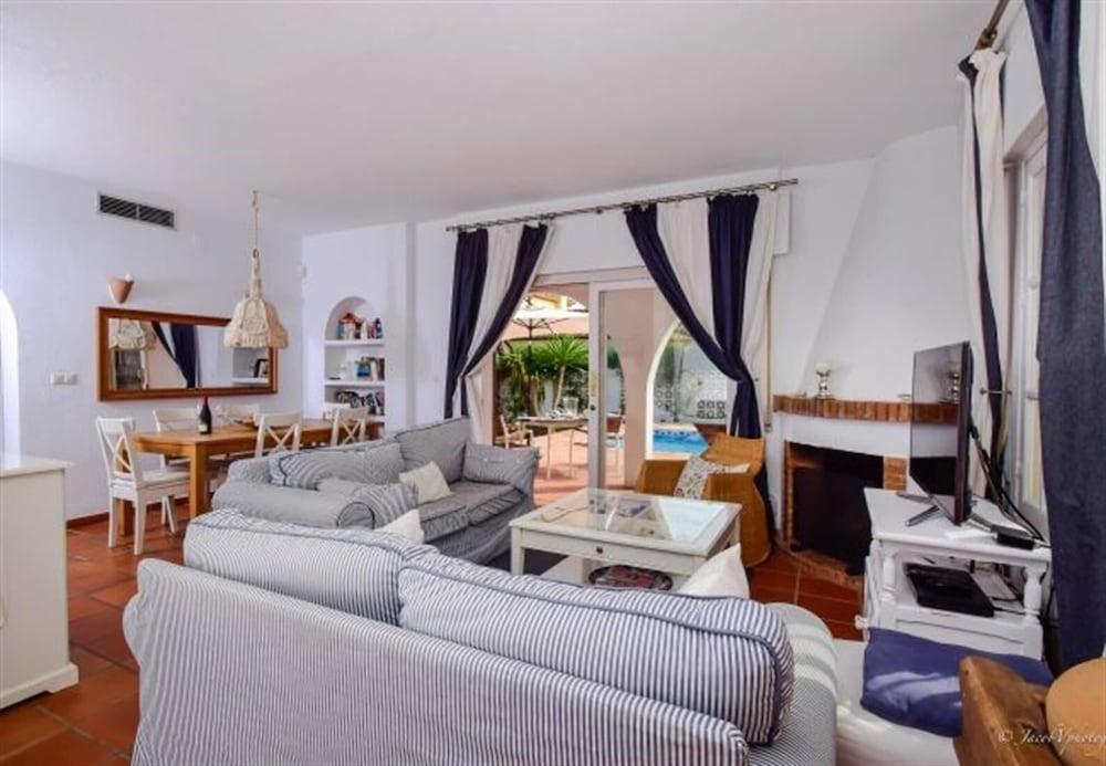 Cutest Beach Villa - 30 M To Beach