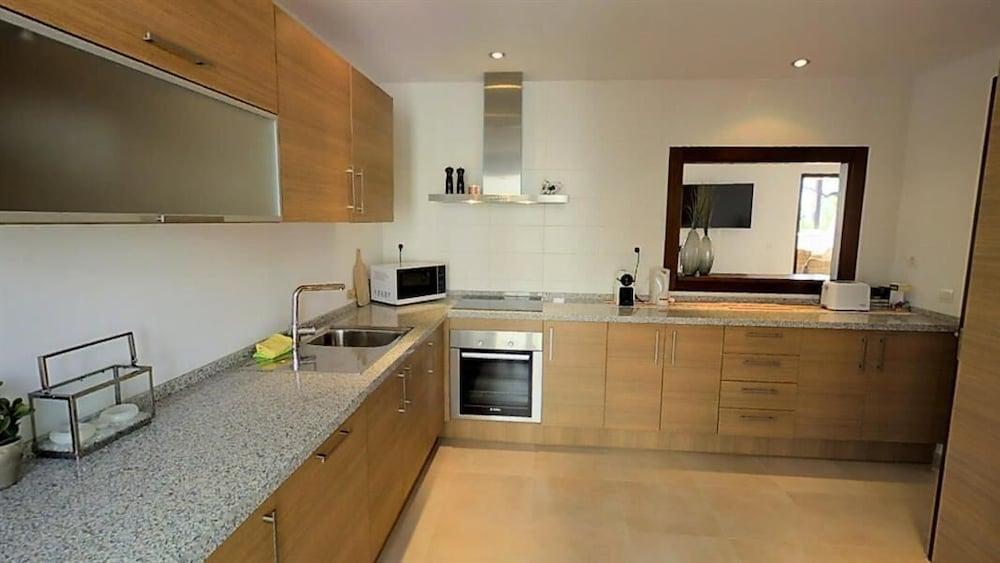 Beautiful Penthouse Near Beach