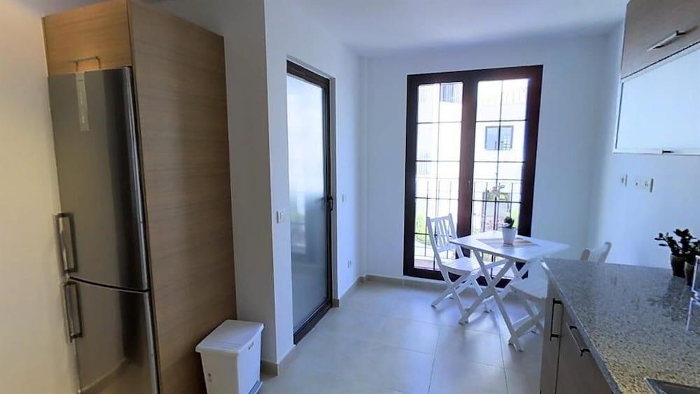 Beautiful Penthouse Near Beach