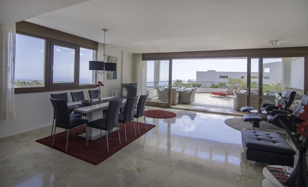 Great Penthouse Near Beach