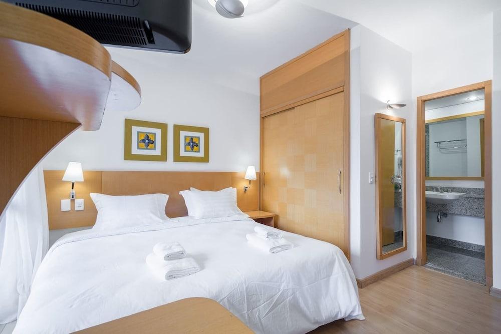 Tu705 Varanda e Muito Conforto na Al Lorena!