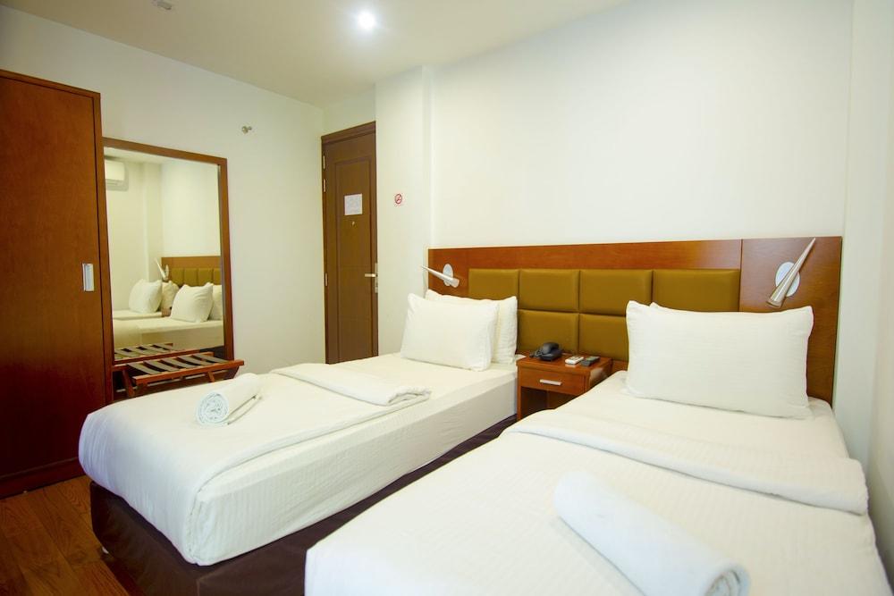 Tropicana Beach & Spa