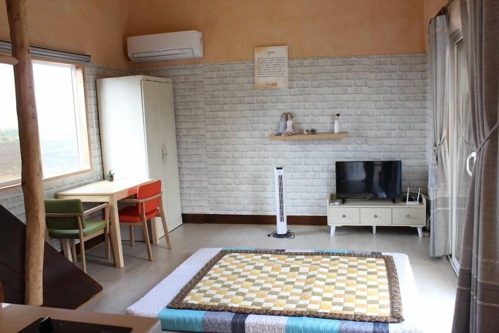 Jeju Bijarim Midam Pension