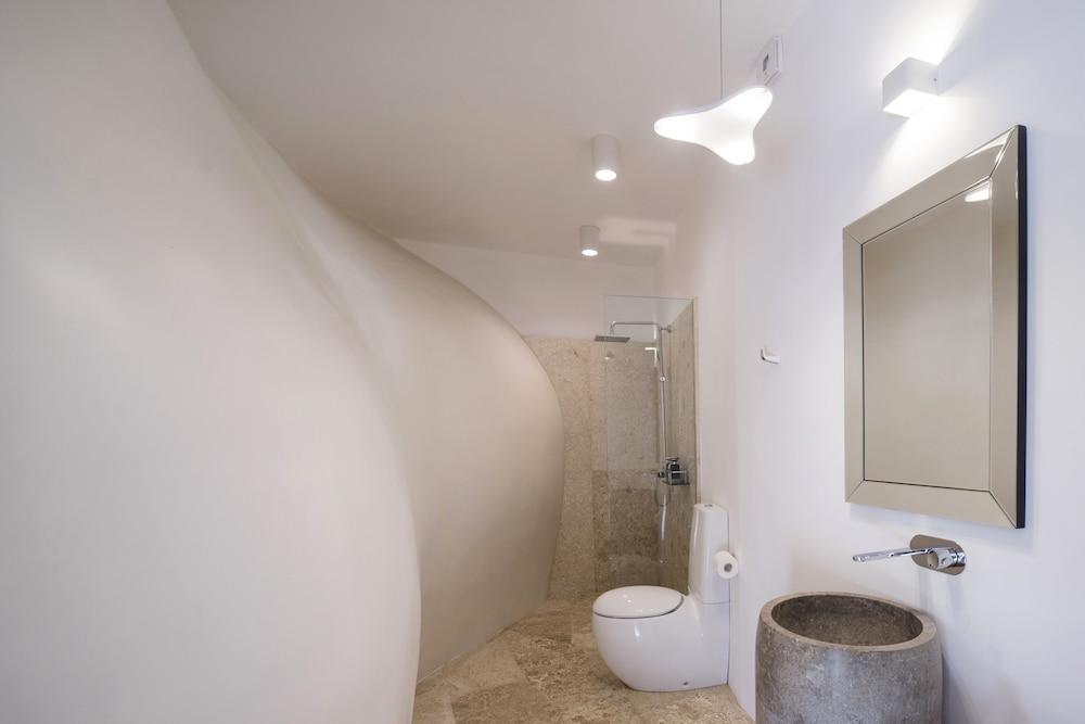 Beachfront Villa The Cloud