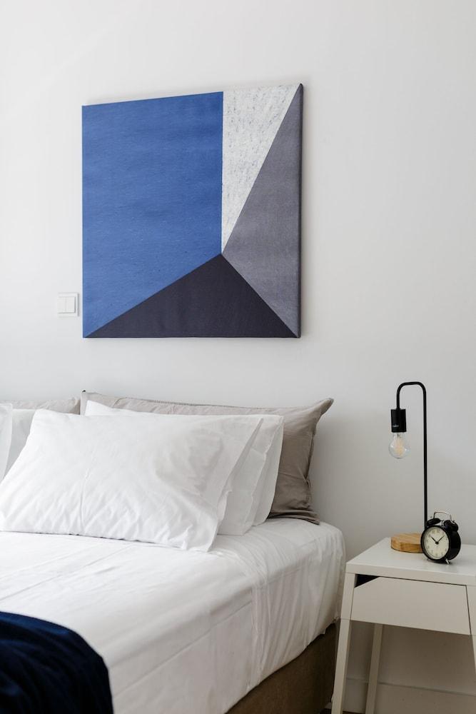 UPSTREET Spacious 2BD Apt Acropolis Museum