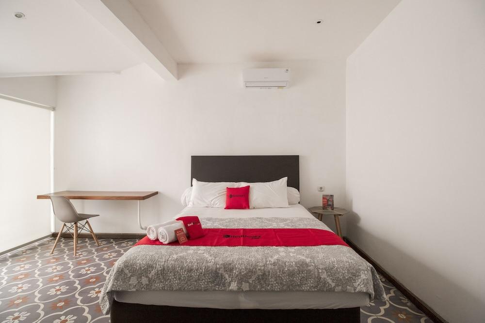 RedDoorz Plus @ Demangan Gejayan