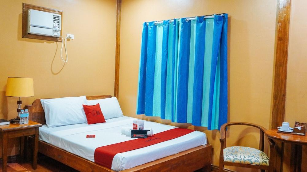 RedDoorz Plus @ Catarman Dauis