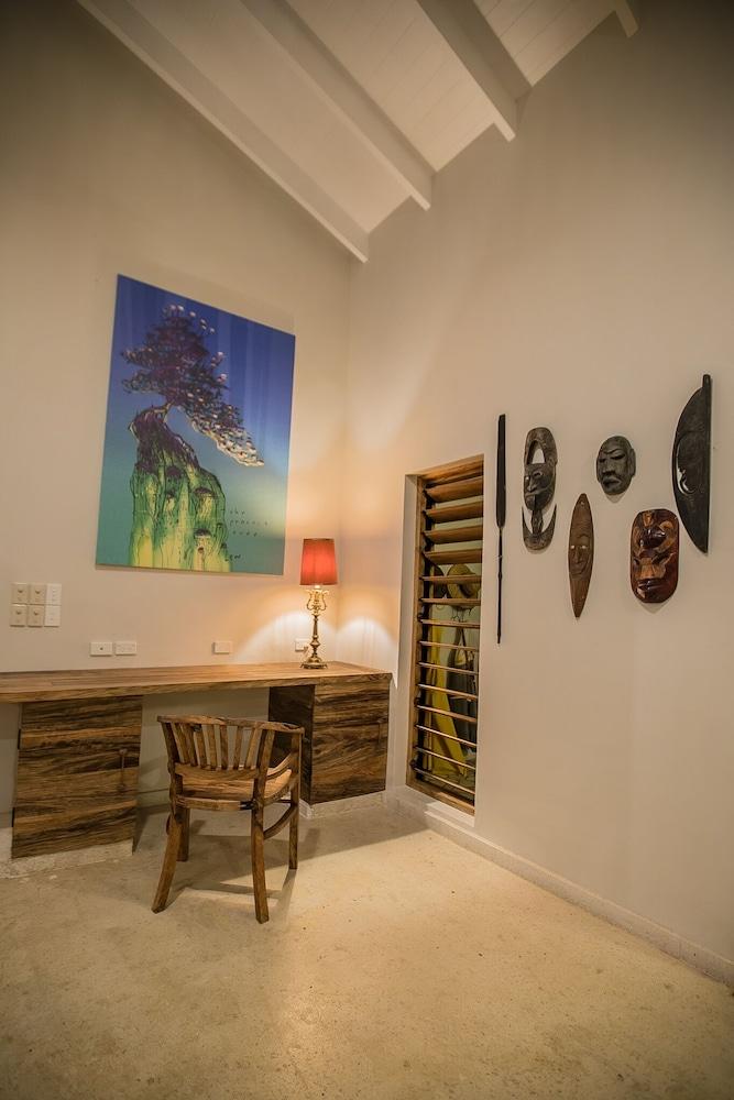 Nakatumble Luxury Eco Resort