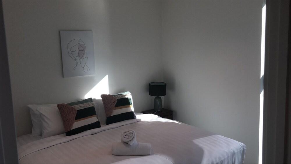 E-Waterside S Collection