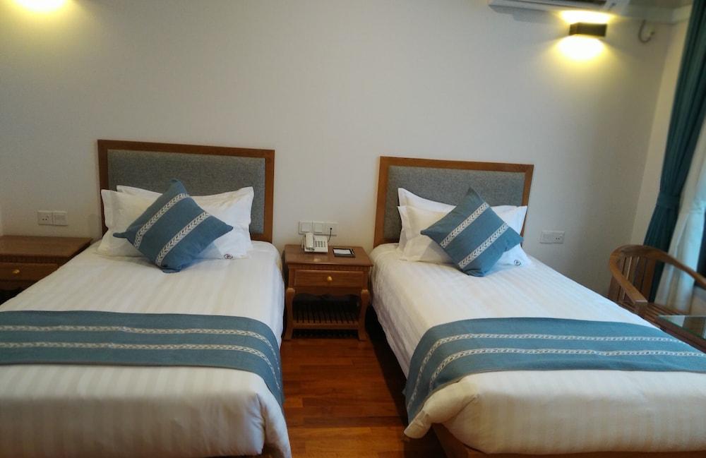 Dragon Phoenix Hotel