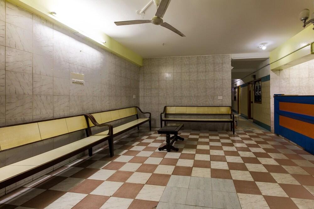 SPOT ON 45777 Triplicane High Rd