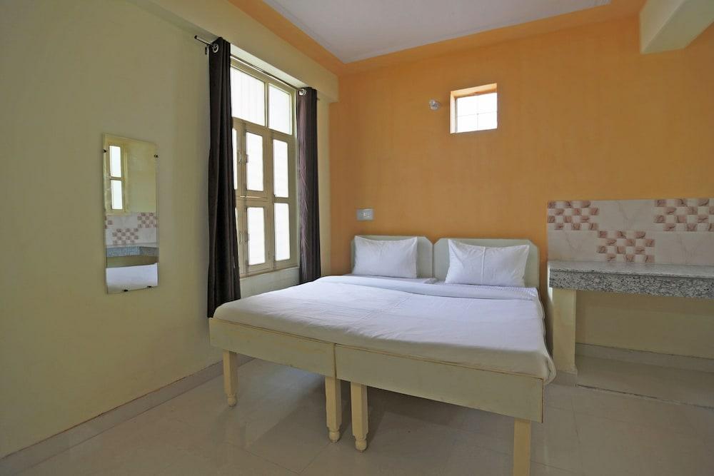 SPOT ON 48911 Sukhrali Residency