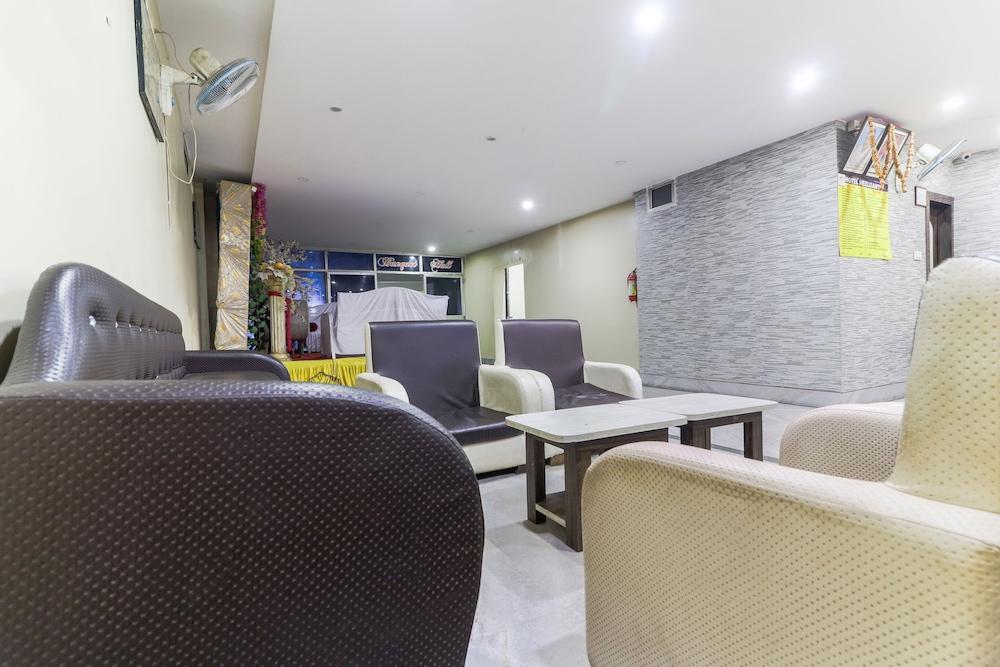 OYO 42780 Hotel Neelkanth
