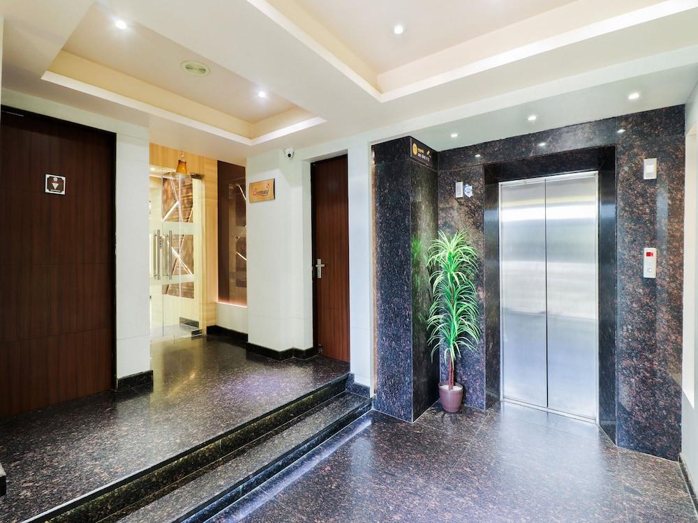 Capital O 46218 Royal Cottage