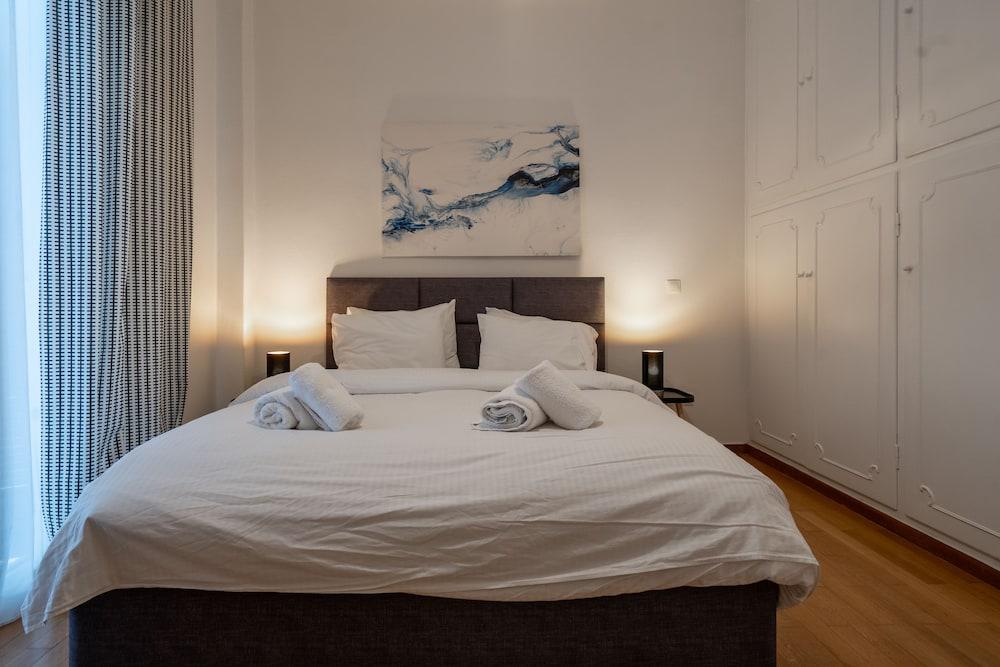 Zan Moreas Beautiful Apt in Koukaki