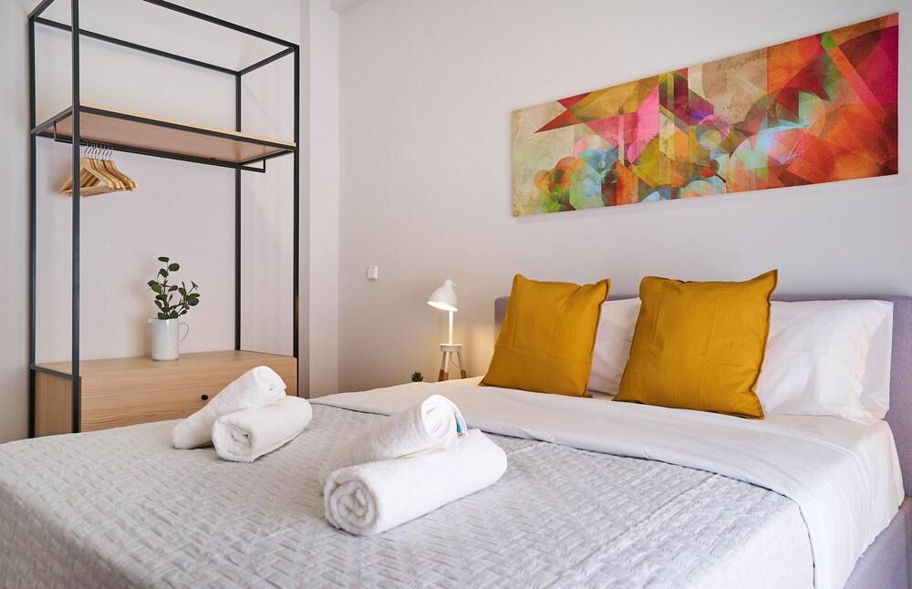 Anemoni Classic- Acropolis district