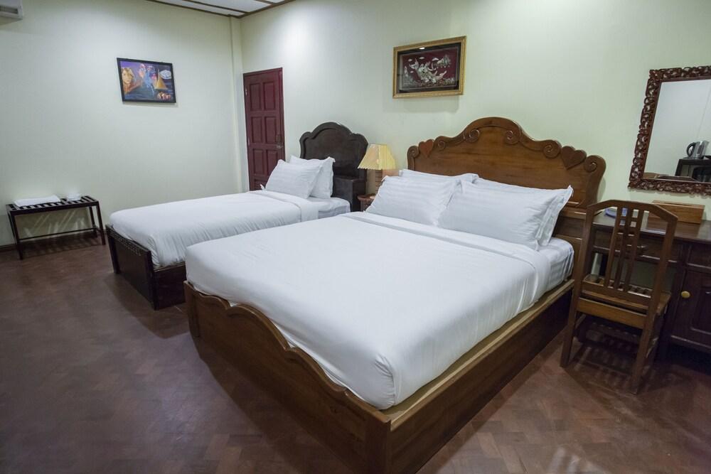 Royal GT Boutique Hotel