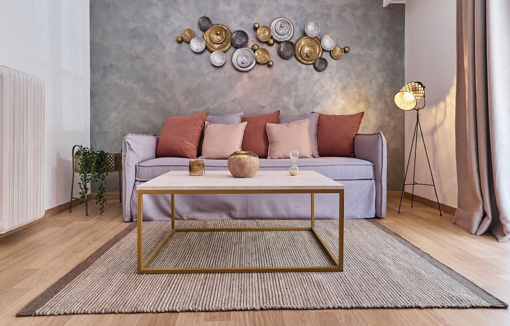 Scandinavian Breeze apartment in Koukaki