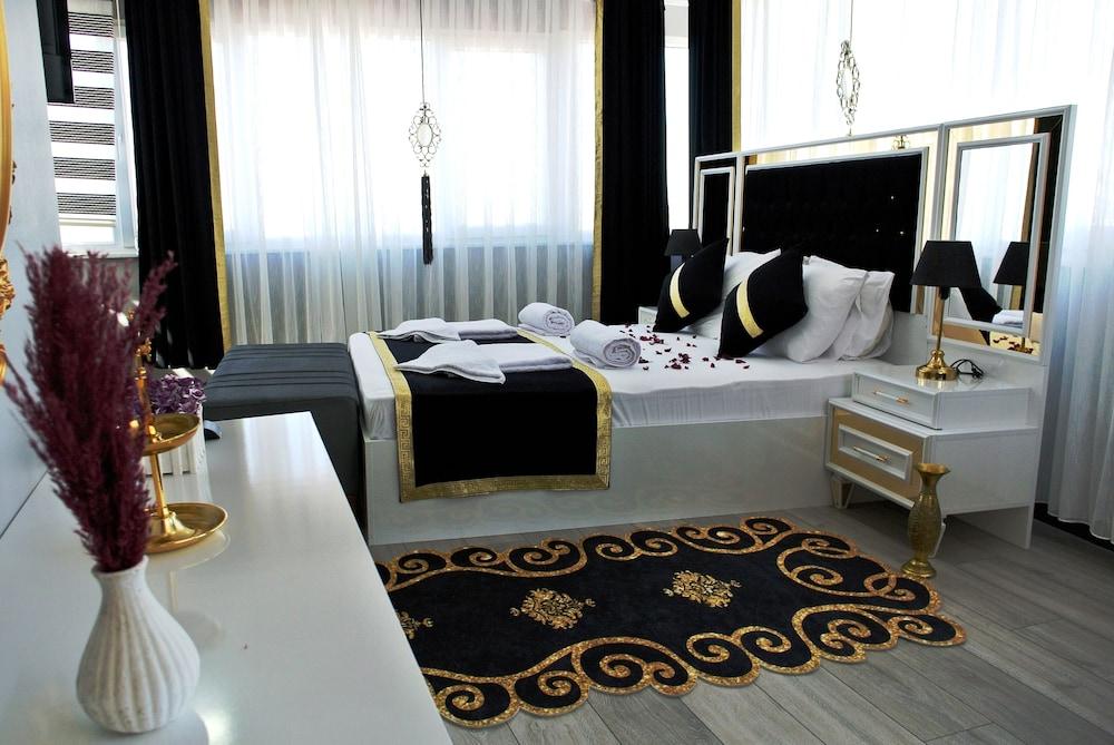 Emirhan Guest House & Suites