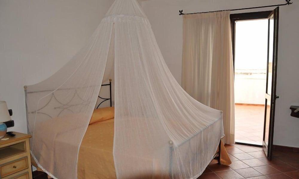 Isola Lunga Salt Resort