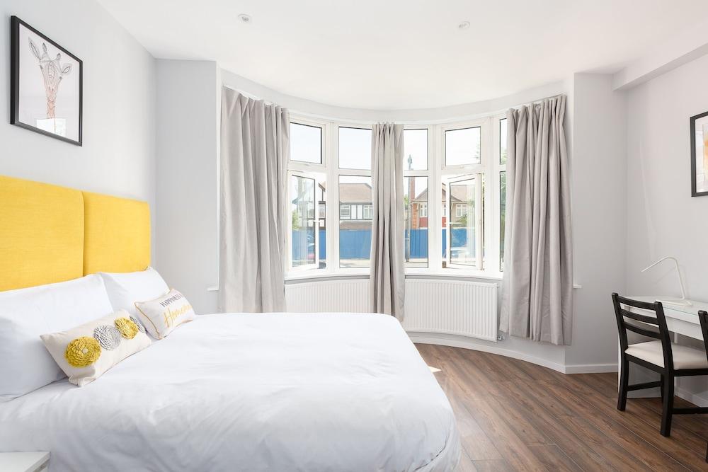 Austin David Apartment Harrow