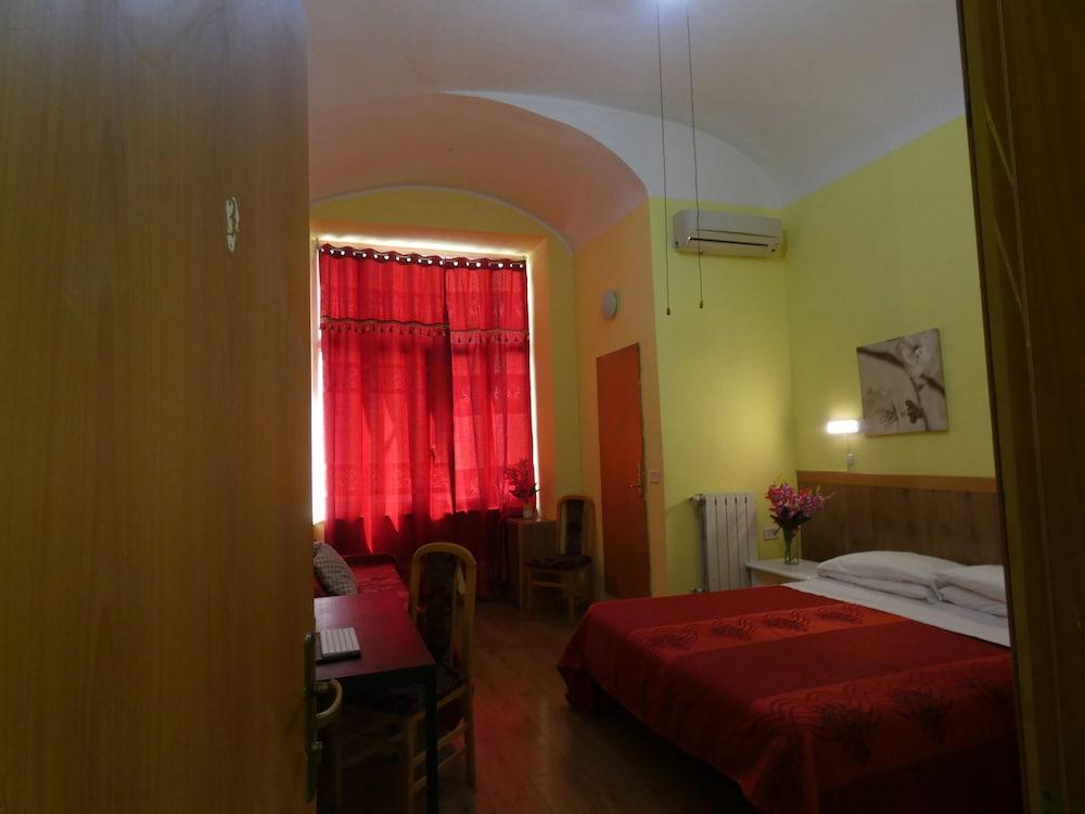 Guest House Sunlight