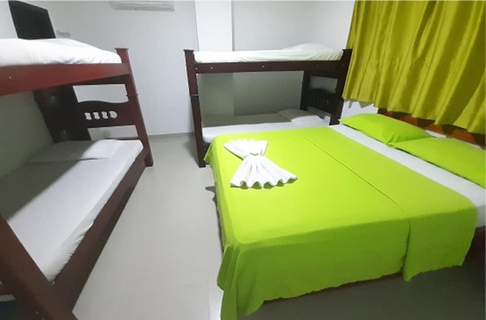 Hotel Playa Verde Cienaga