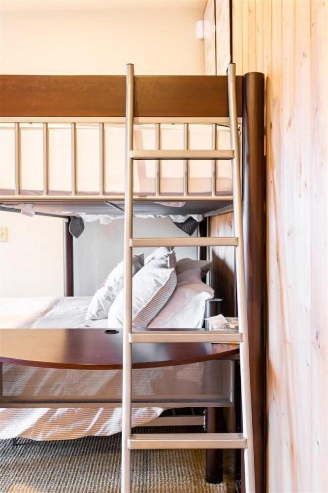 Brevard Luxury Cabin