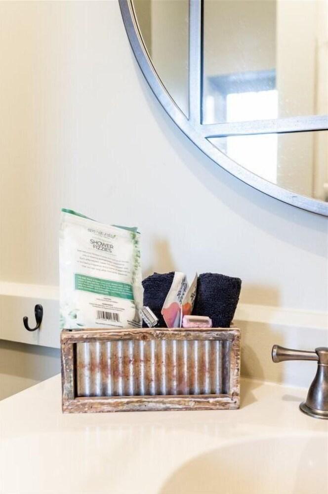 Brevard Luxury Cabin