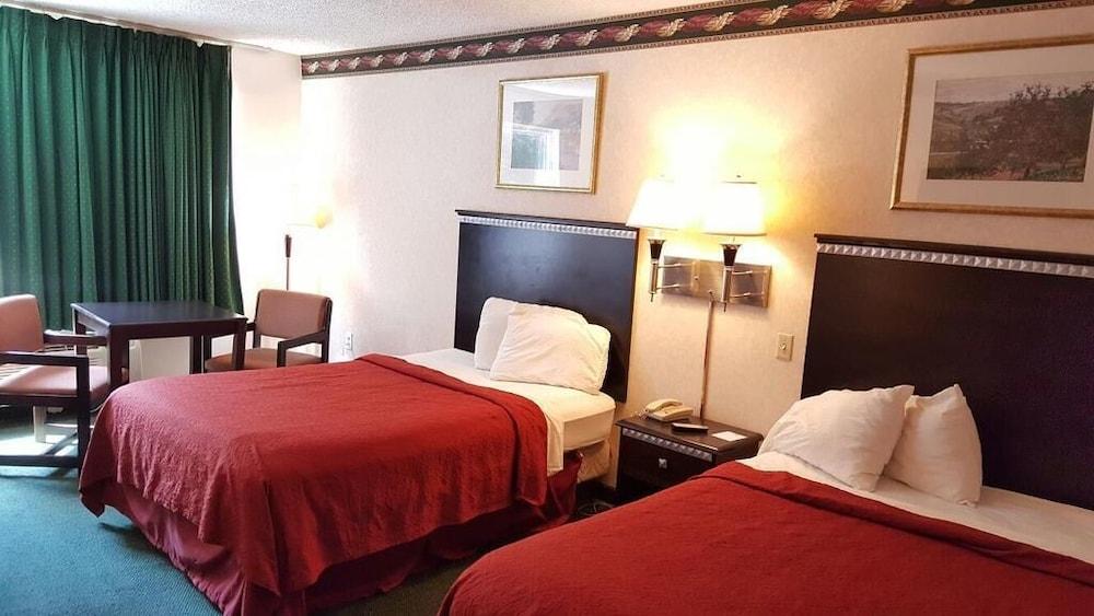 Red Carpet Inn & Suites