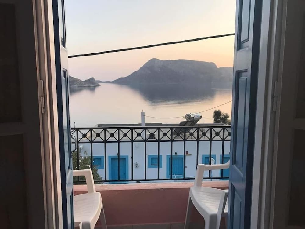 Skalia Mountain- Sea