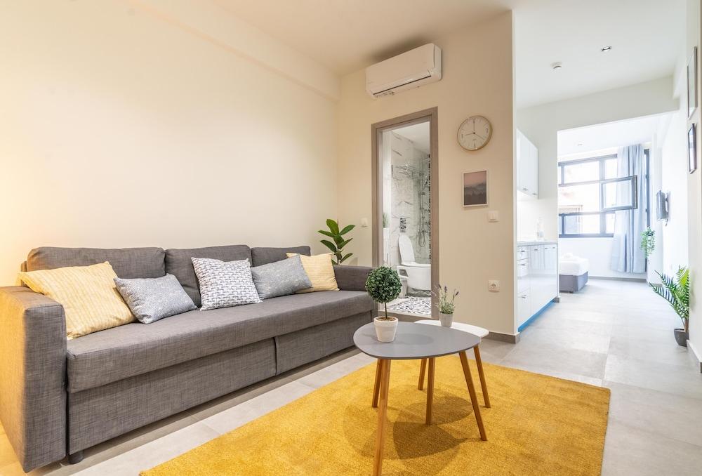 Plenty Apartments Poseidon