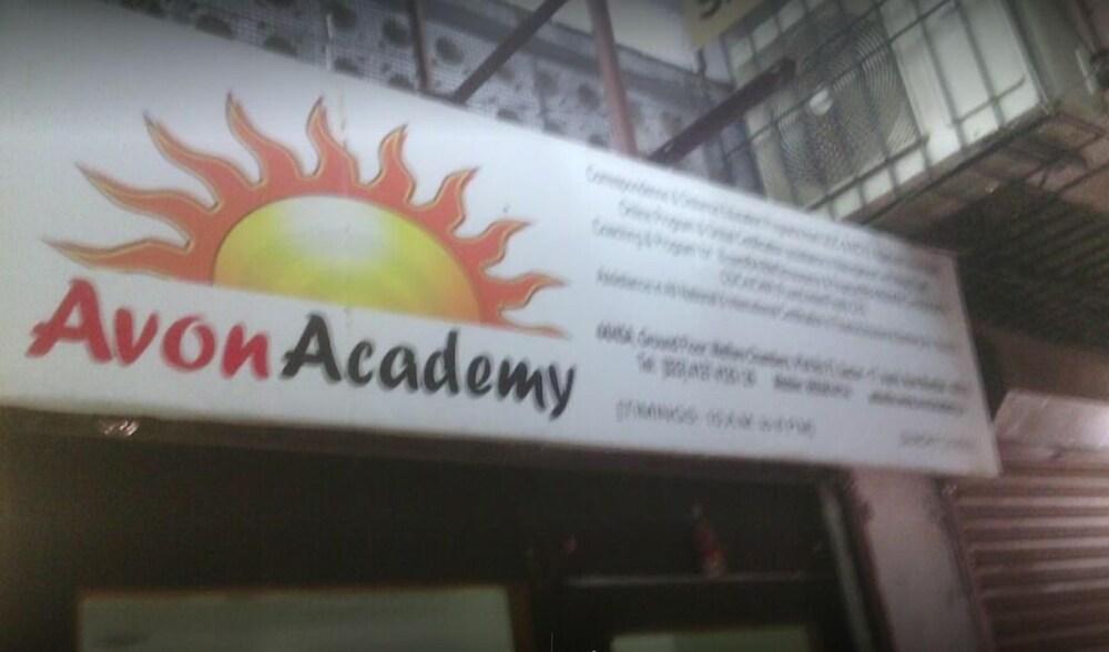 Avon Academy - Hostel