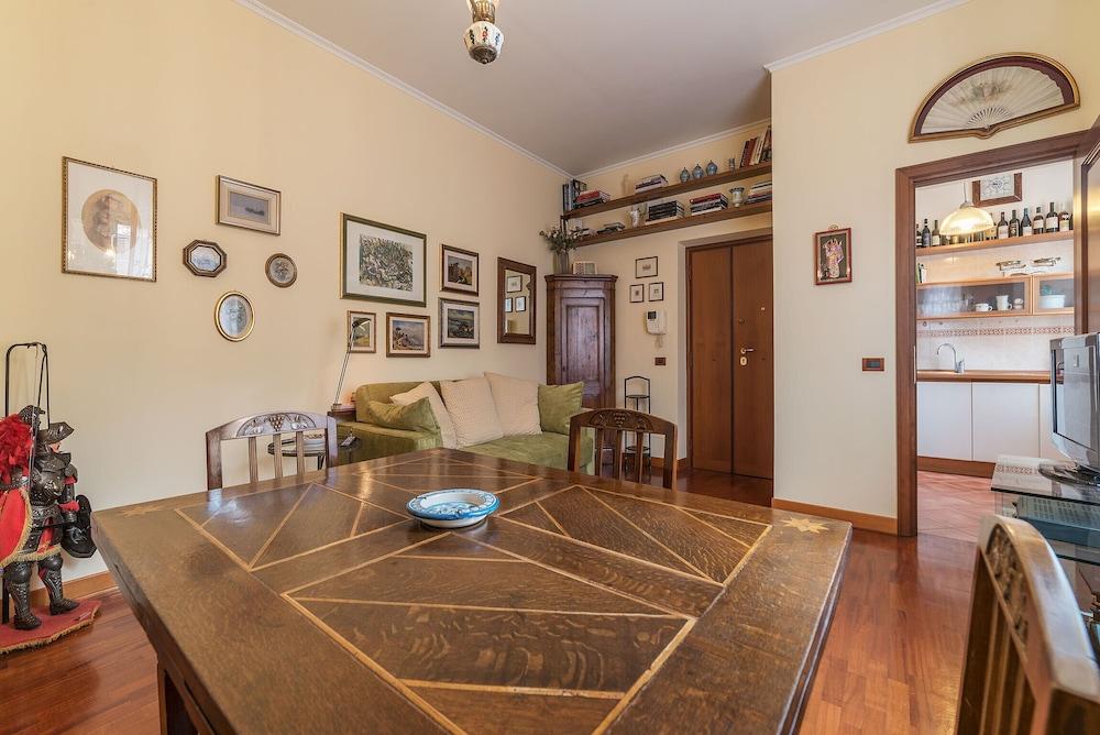 Domus Aurea & Colosseo Sweet Flat 