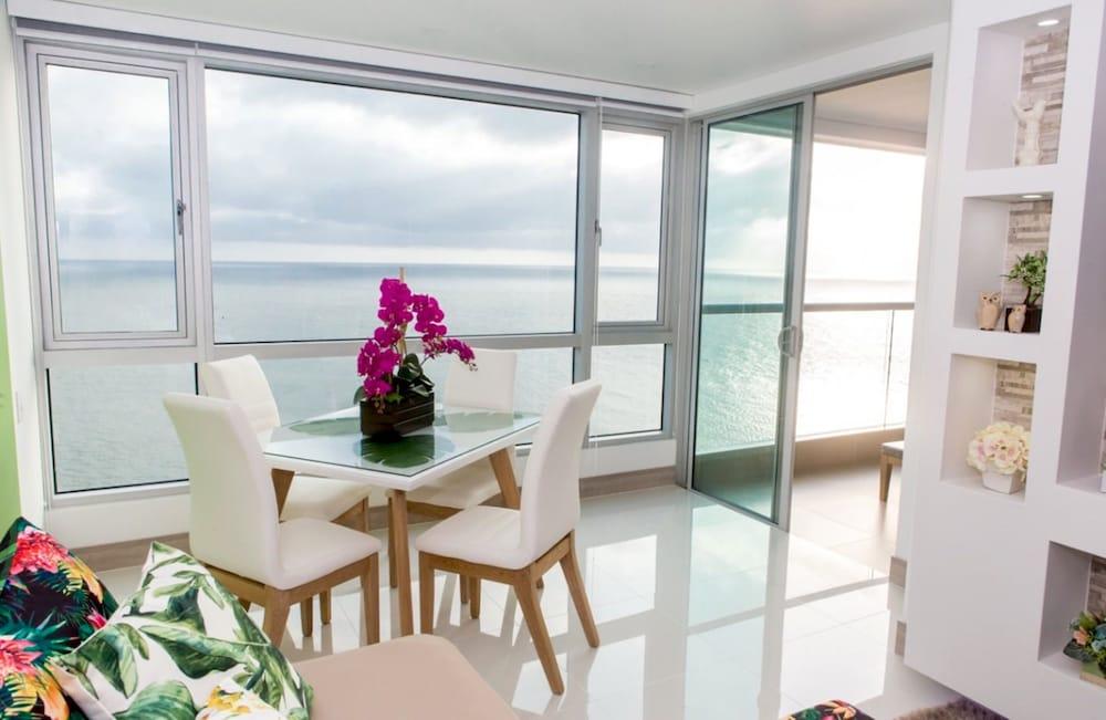 1 Bedroom Ocean View Apartment