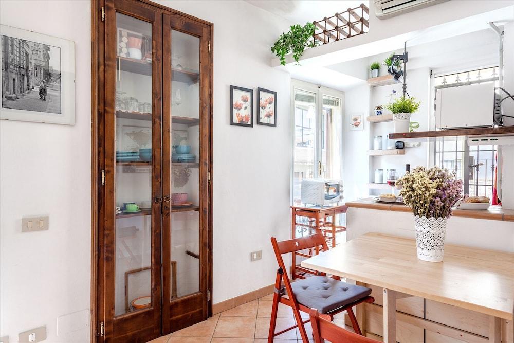 Ferrara Mercato Fancy Studio