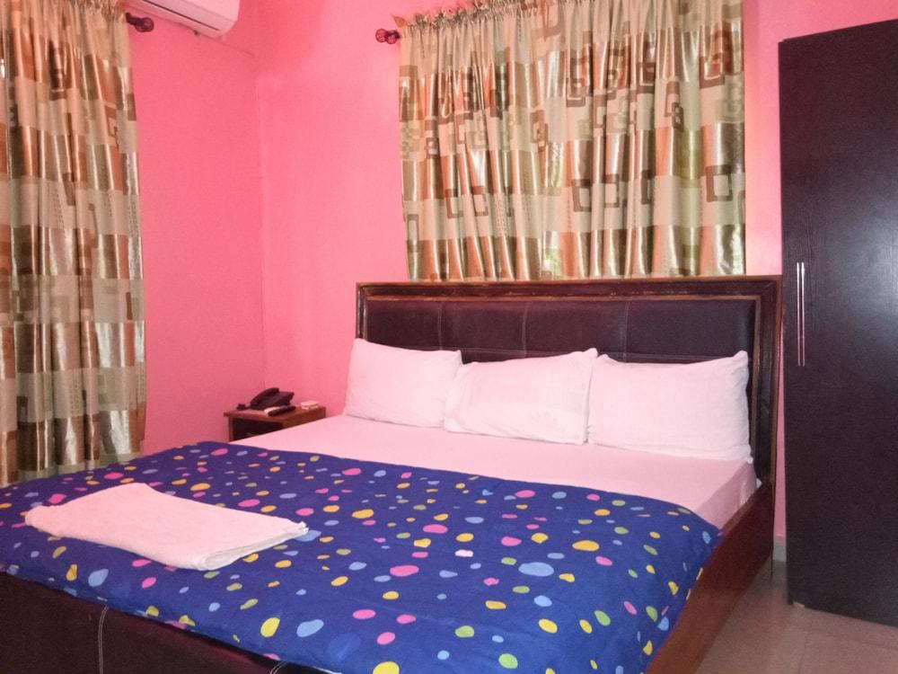 Essex Intercontinental Hotel