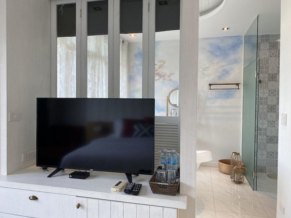 Phuket View Coffee and Resort