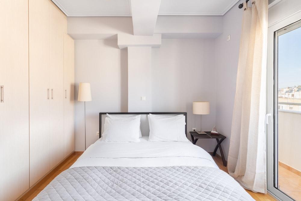 Penthouse w Acropolis View & Parking