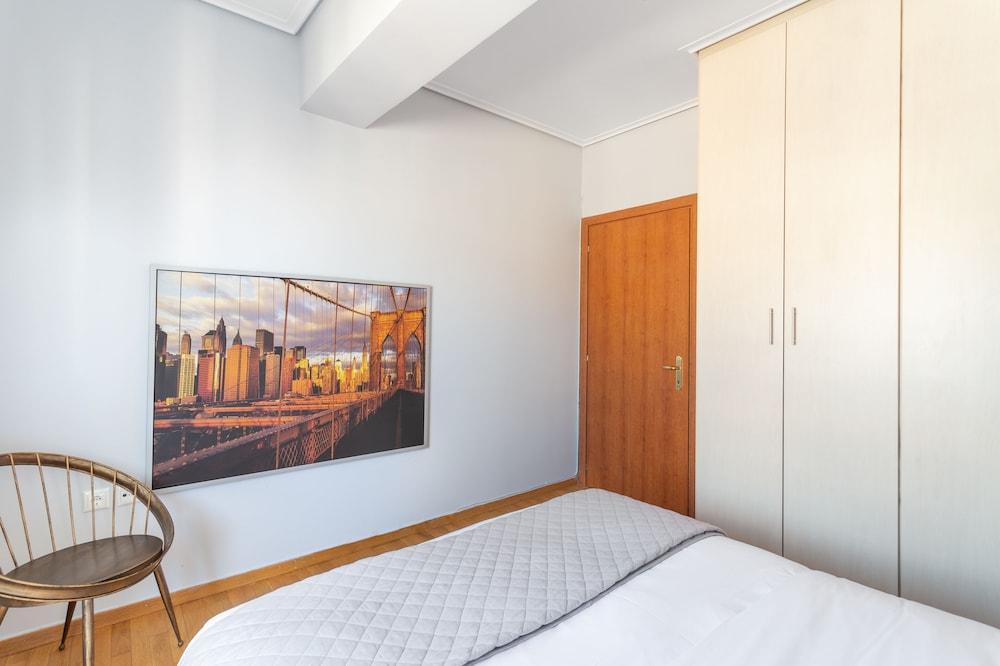 Penthouse w Acropolis View & Parking