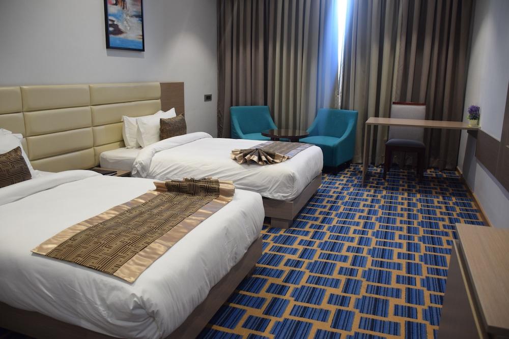 Hotel Vilasa International