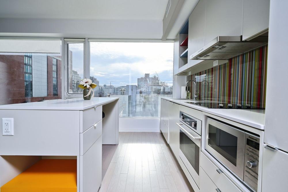 Grand Royal Condos- Downtown