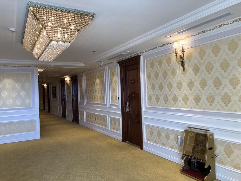 Hoang Nham Luxury Hotel